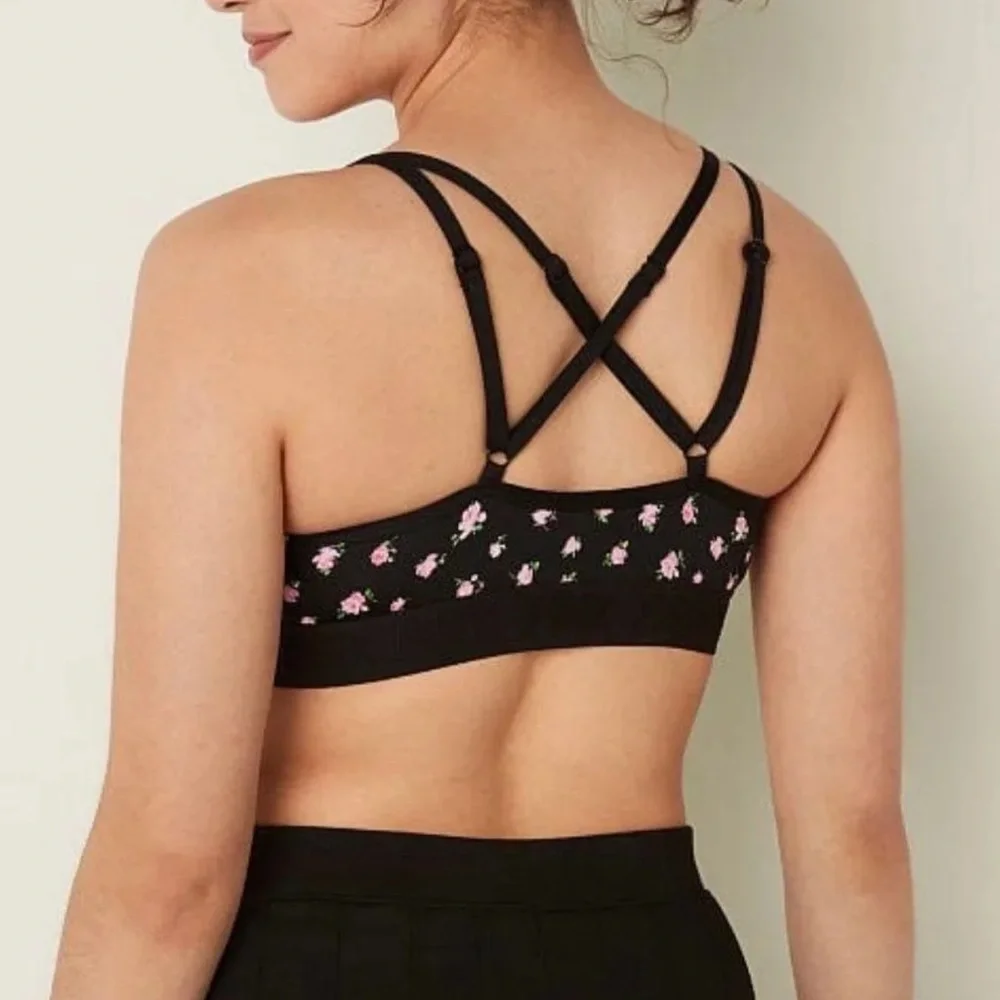 Victorias Secret Ultimate Strappy Back Lightly Lined Sports Bra Size L/DD - Picture 2 of 8